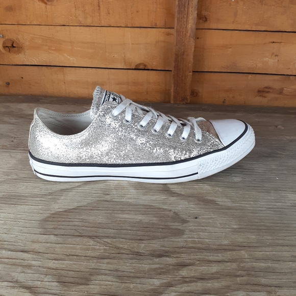 converse all star shorts